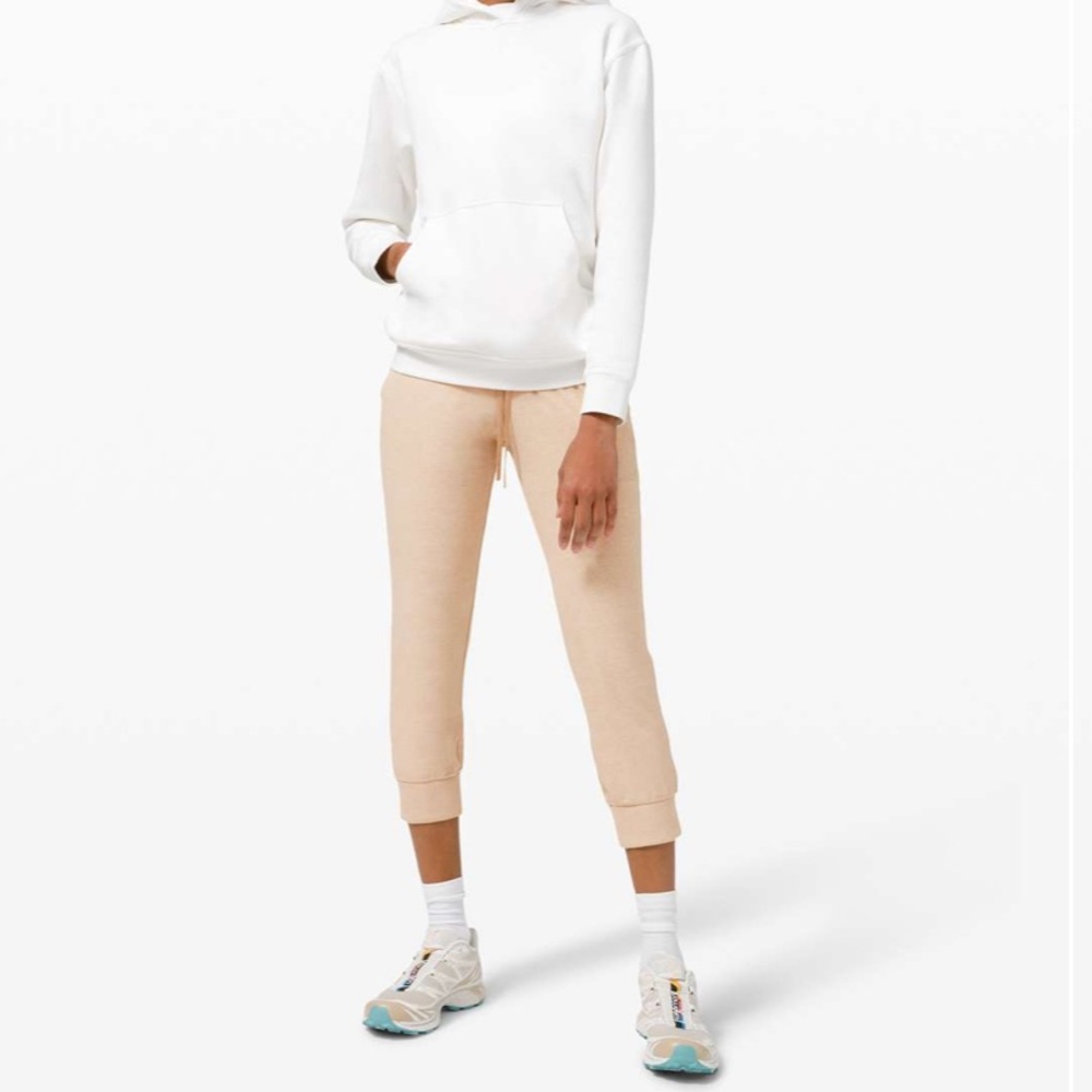 Lululemon | Ready to Rulu Cropped Jogger | Heathered Cafe Au Lait | Size 8